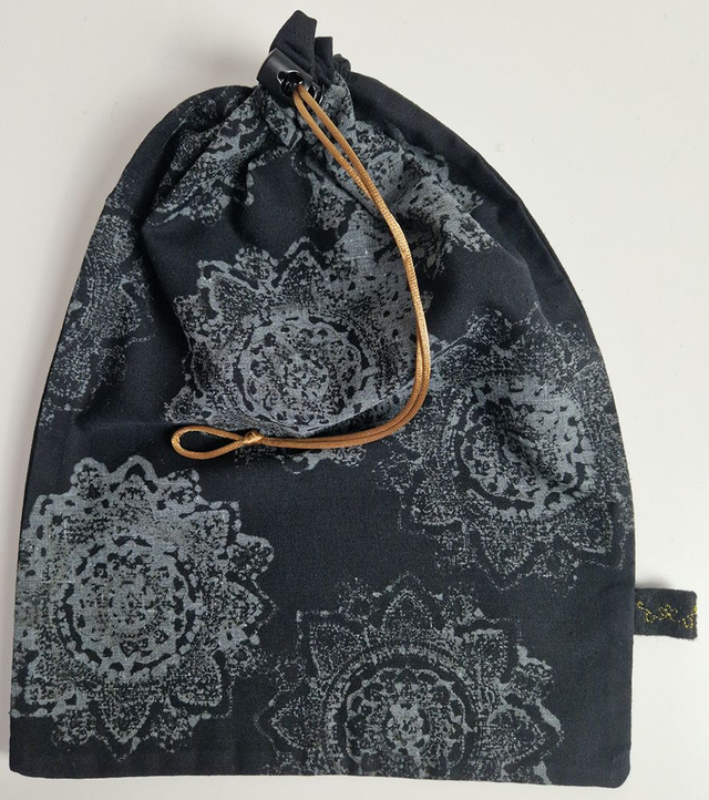 Mandala Pouch pattern 2