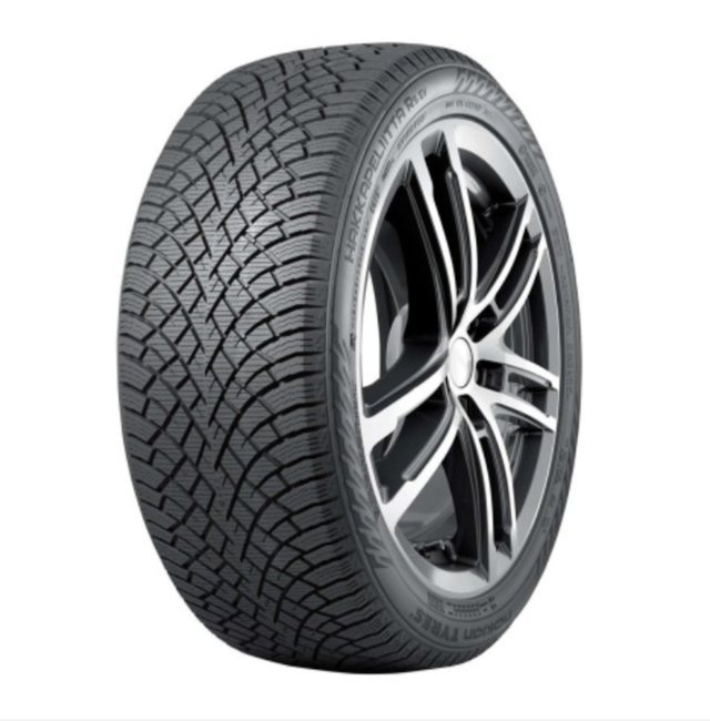 POISTOTUOTE: Model 3:n 18” Kitkarenkaat (Nokia Hakkapeliitta R5EV)