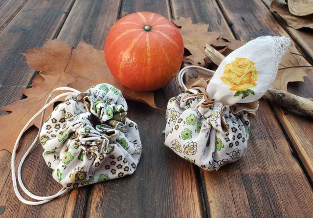 Pochette bourse -- Vert/blanc fleur