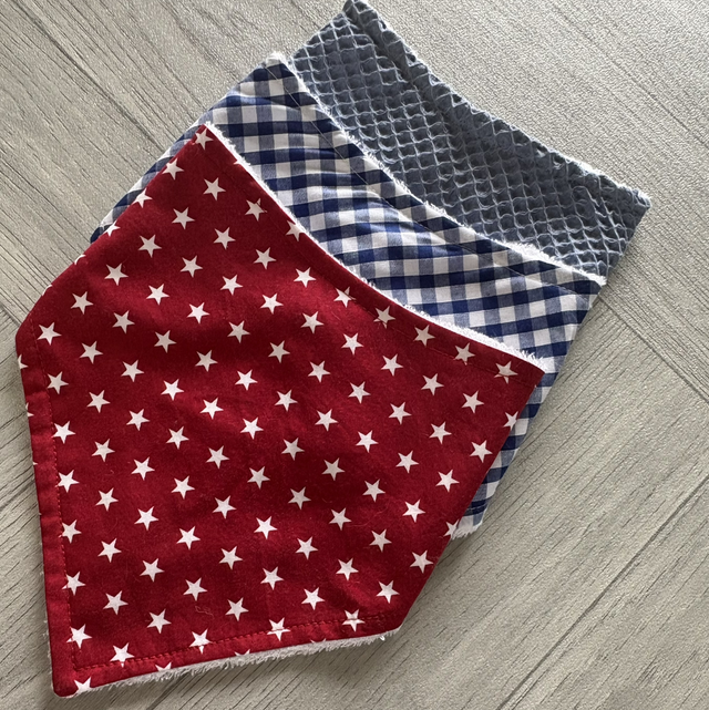 Three Pack Classic Style Bamboo Bibs 