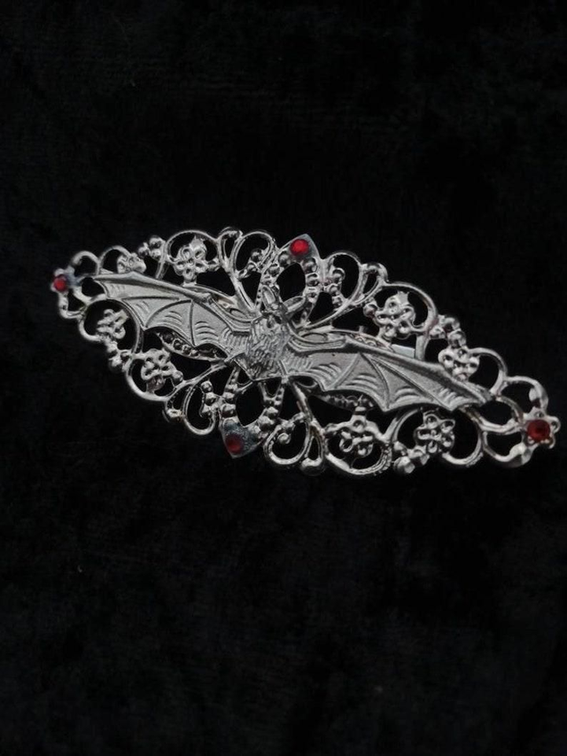 Vampire hair clip/comb 