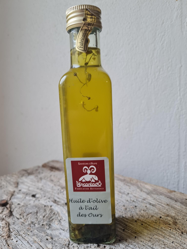 Huile d'olive à l'ail des ours