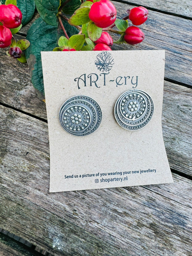 Architecture inspired jewellery