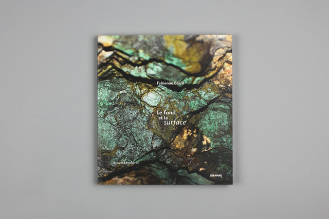 Le fond et la surface