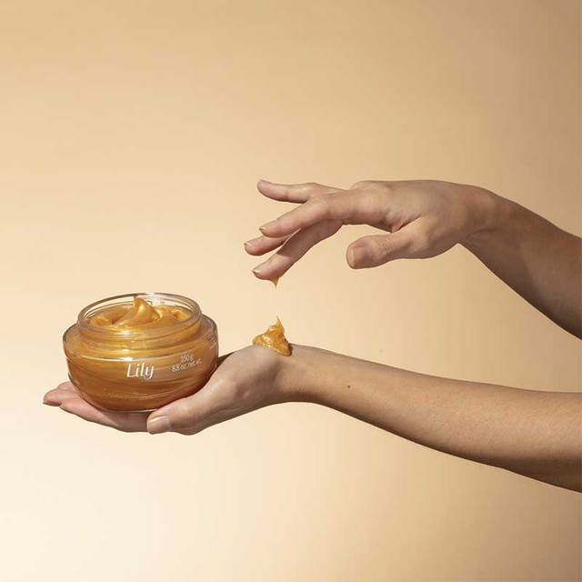Lily Illuminating Body Gel 250g