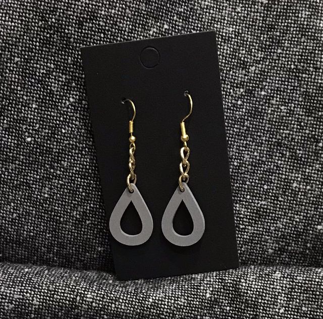 Grey Dangling Earrings- GRDE04