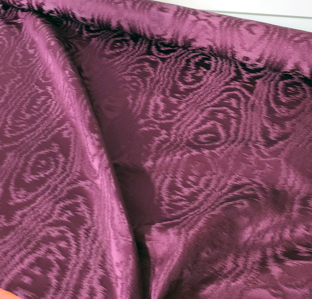 Corte falda moaré tinto