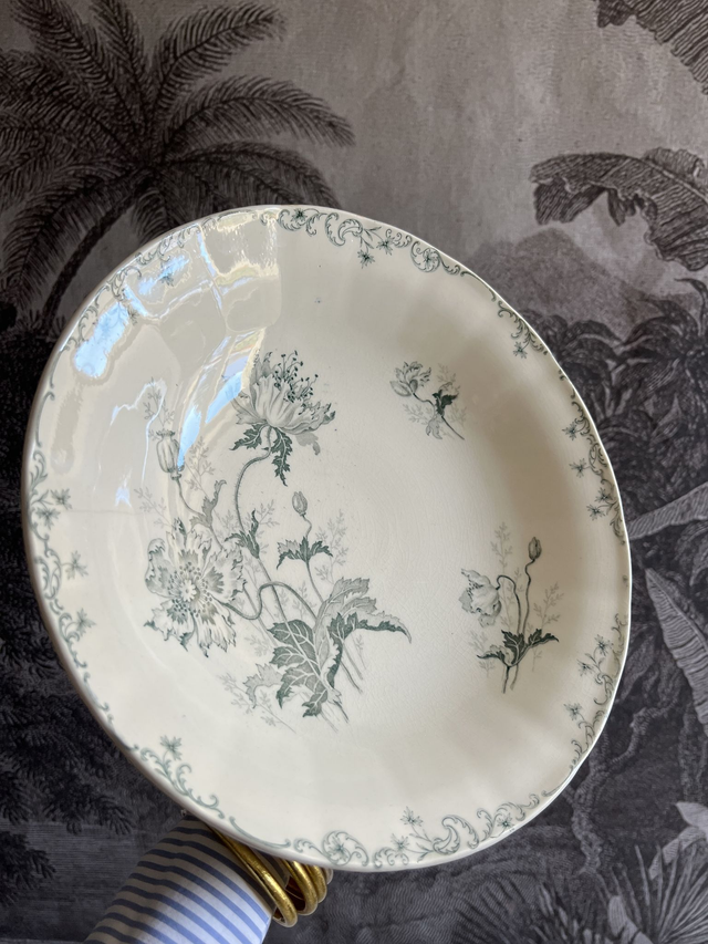 PAVOTS GRIS-VERT GM - Superbe très grand compotier modèle Pavots par la manufacture française de Choisy le Roi - Terre de Fer