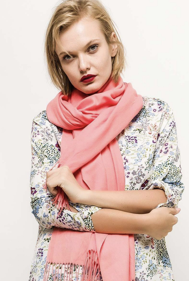 Écharpe cachemire  à frange 