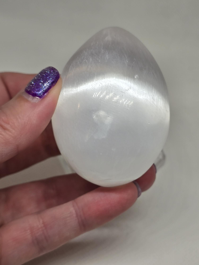 Sélénite forme œuf
