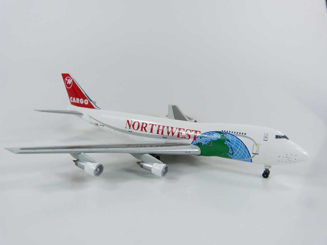 Northwest Airlines Cargo B747-200F  (N645NW) Cargo Globe Livery, 1:400