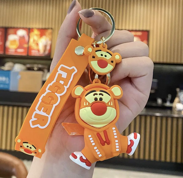 0054 - Disney - Winnie the Pooh - Teigetje met hoodie