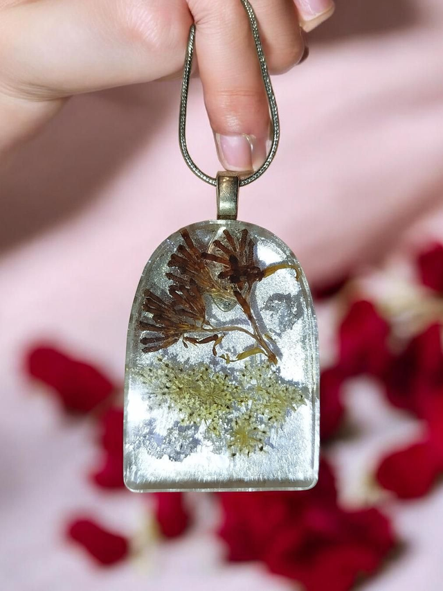 Éclat végétal argenté 