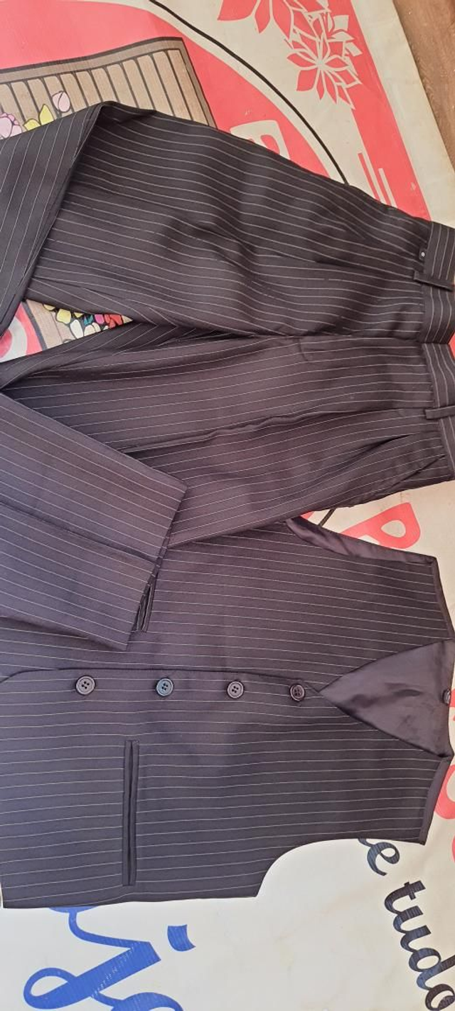 Calça Social Infantil e o Colete,  T/06 Anos