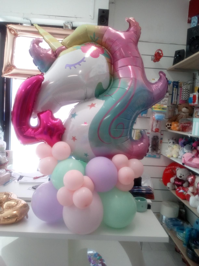 Composizione personaggio con numero