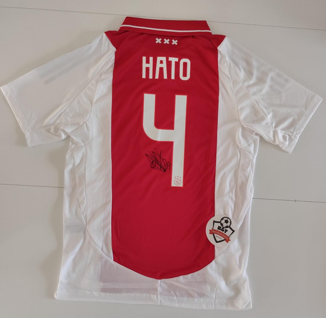 Gesigneerd Hato Ajax shirt