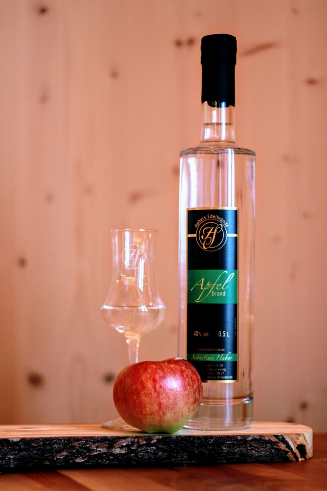 Apfelbrand 40% vol. (gemischte Apfelsorten)