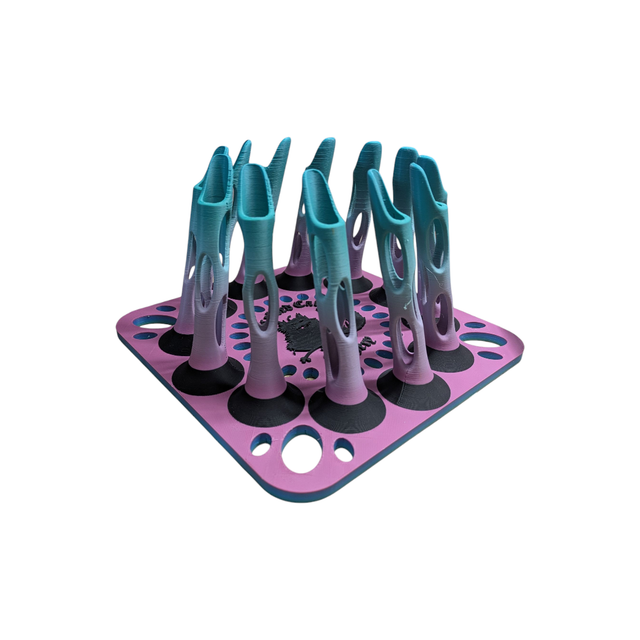 12 Arrow Fletching Stand/ Ground Quiver Pink to Green