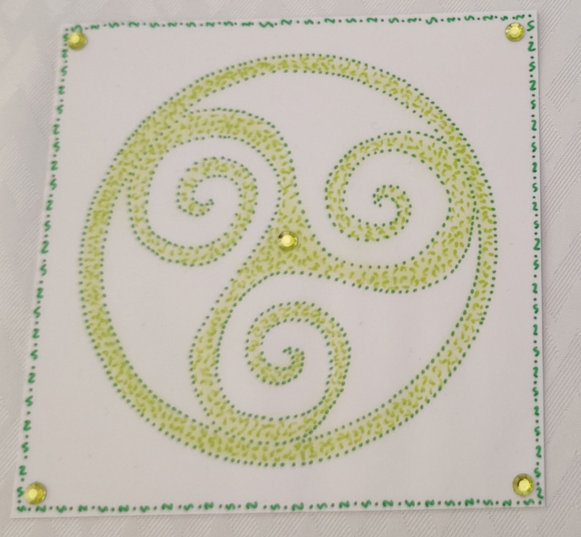 Dessin Triskel vert - Cycles - Protection (1)