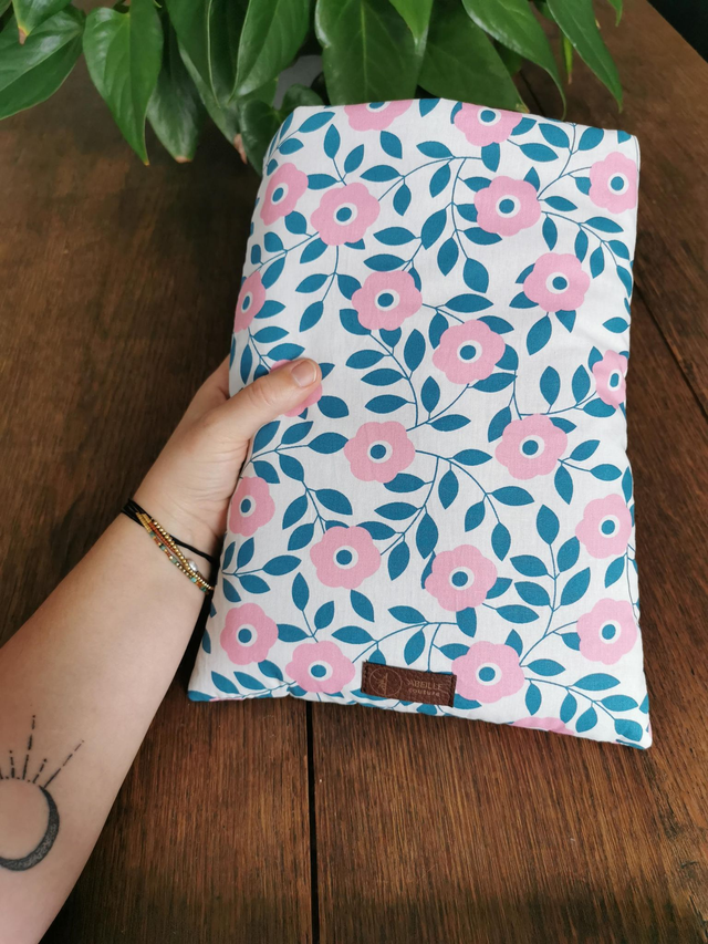 🌸 Pochette à livre - Champ de roses