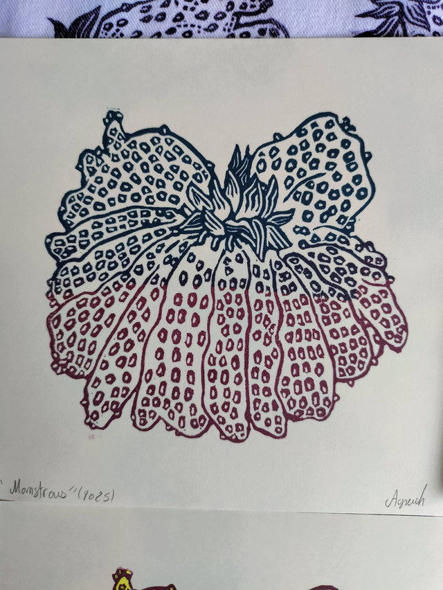 impression linogravure fraises étranges "Monstrous" bicolore 15X15cm