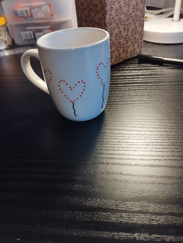 Tasse ballons coeurs