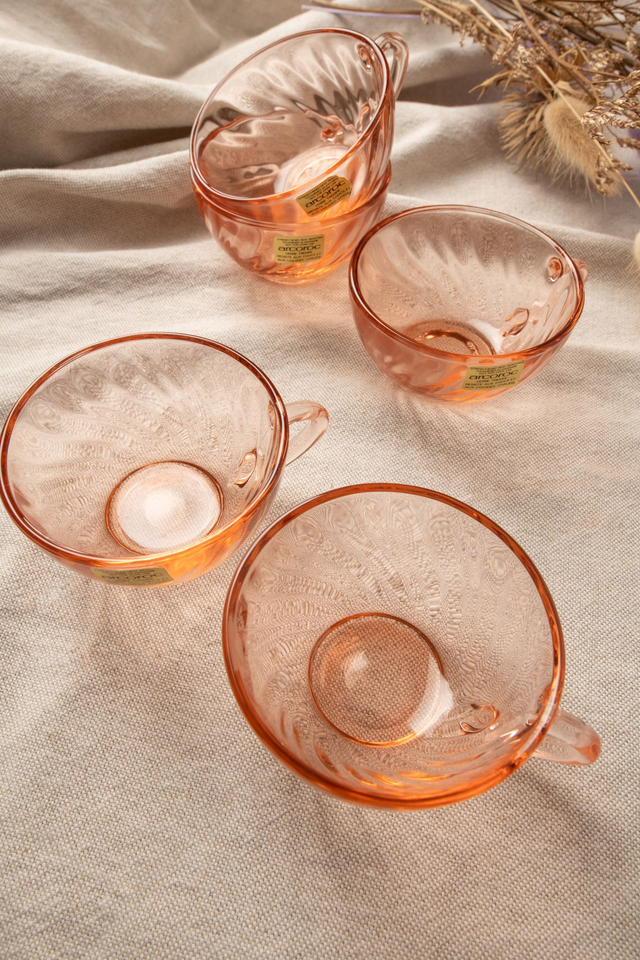 Lot de 6 tasses et soucoupes arcoroc roses ✨