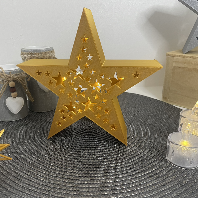 Étoile Lumineuse Dorée 18 cm – Décoration Intérieure