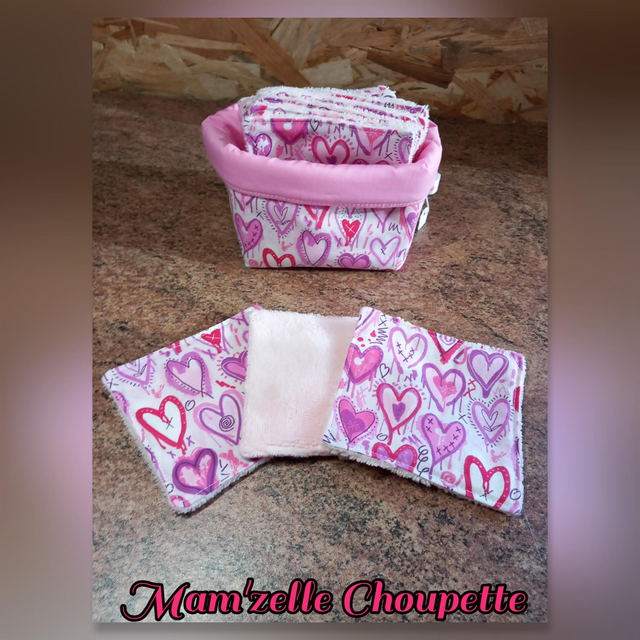 Lot de 12 lingettes avec panière assortie coeurs