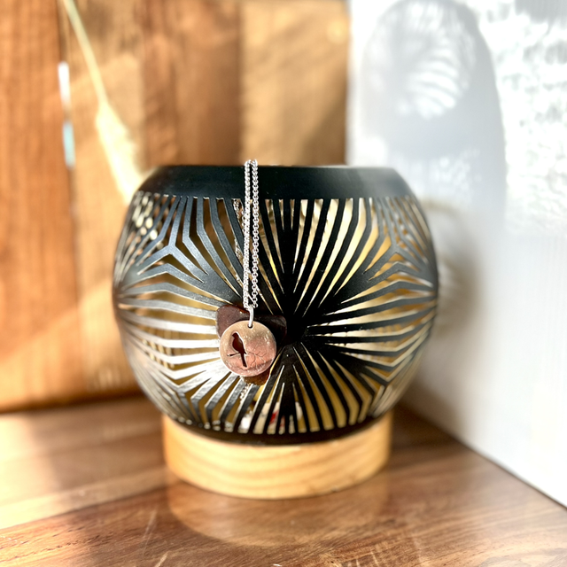 Collier &#039;Oiseau Résilient&#039;