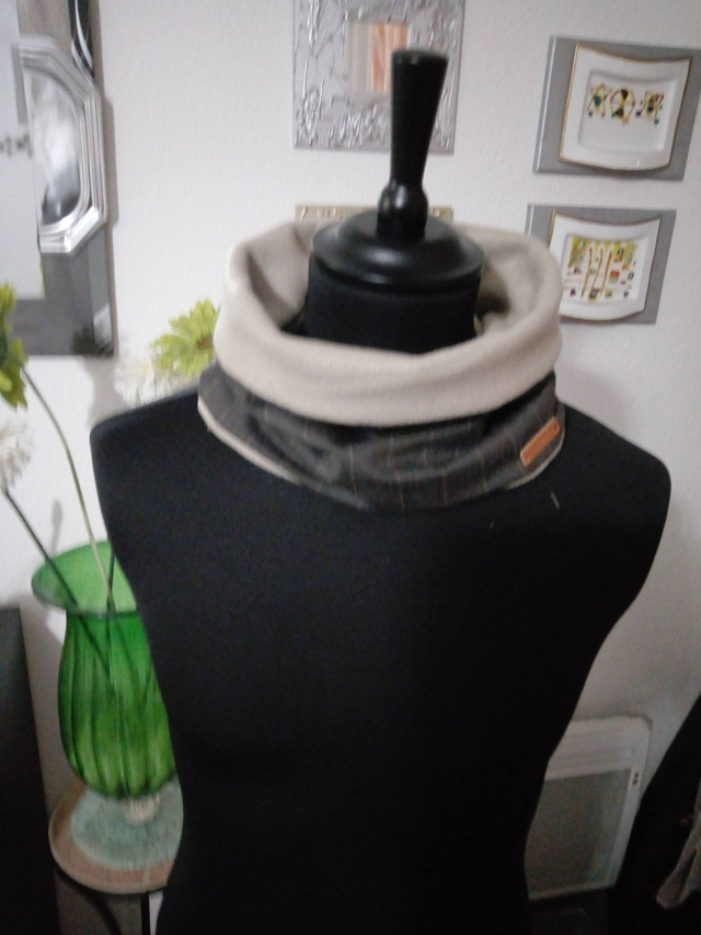 chèche vert kaki  rayure recto verso ras de cou  en tissu et doublure polaire cache cou pour homme		