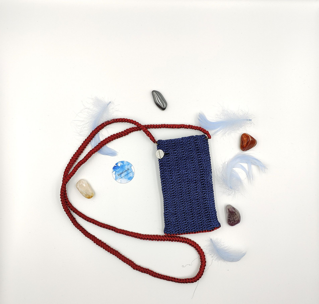 Pochette téléphone bleu et rouge, pochette à bandouilère