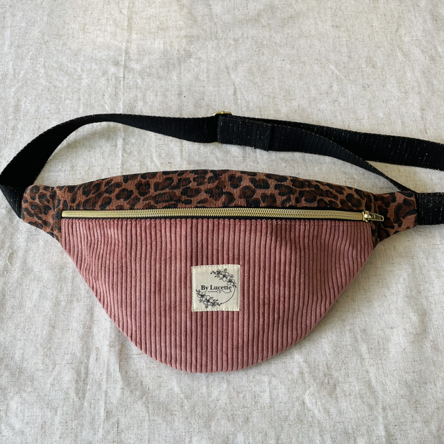 Sac banane léopard et velours rose S