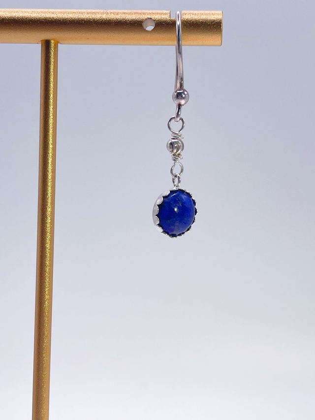 Boucles d'oreilles en argent et lapis lazuli serti