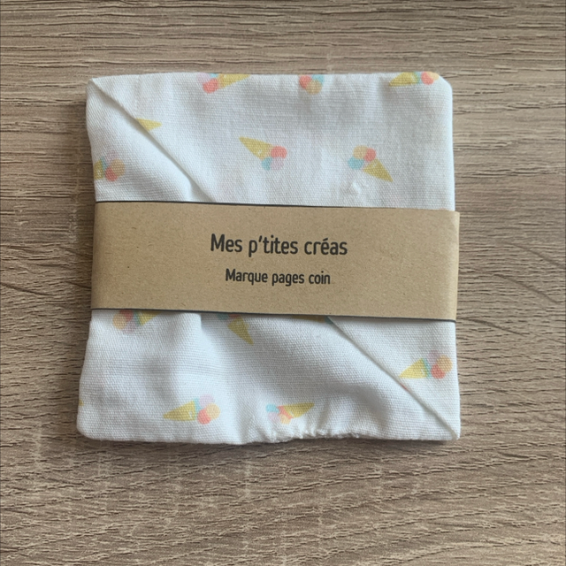 Marque pages coin en tissu