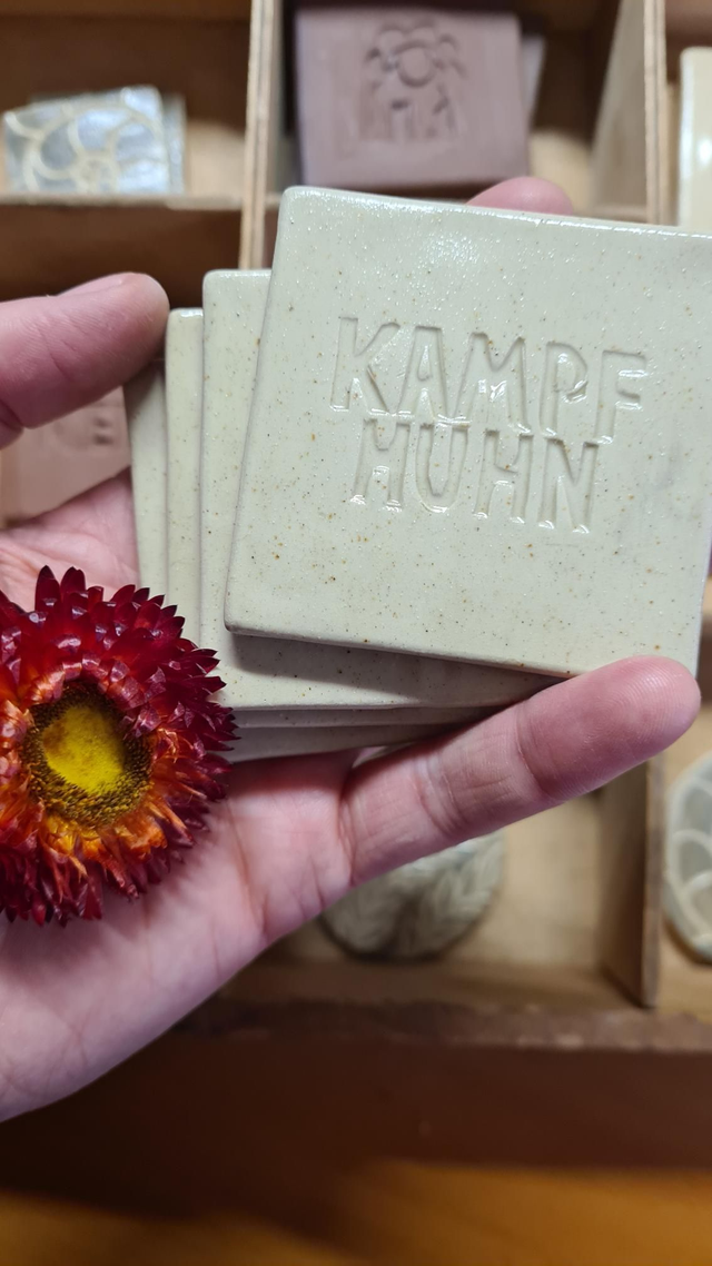 Sprüchefliese "Kampfhuhn", groß