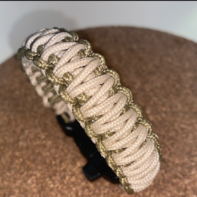 Bracelet King kobra avec fermoir siffler 