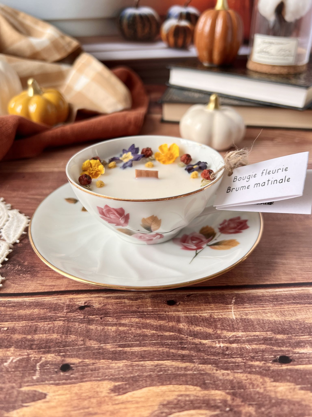 🍁 Bougie Brume matinale - tasse à thé "roses d'automne" avec sous-tasse