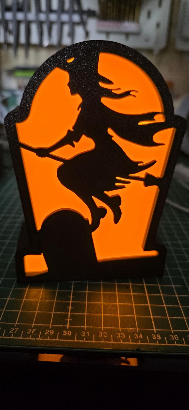 lampe Halloween sorciére orange
