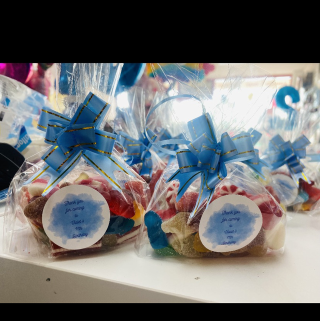 Party favours Blue sticker sweet bag