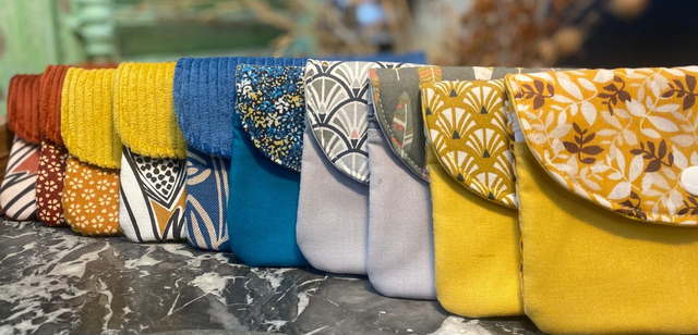 Lot de 10 porte-monnaies velours - Ainsi fée lili