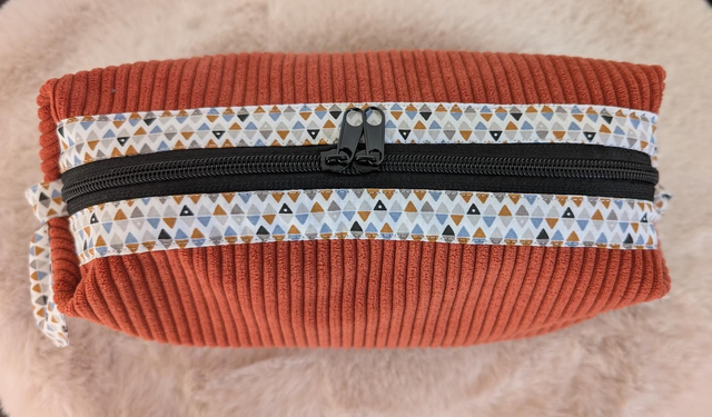 Trousse de toilette velours côtelé terracotta 