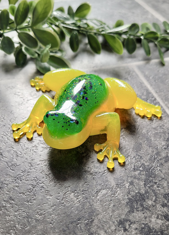 Frog Ornament – Yellow and Green Glitter