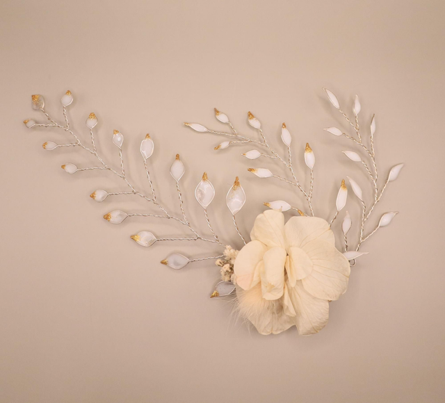Vigne de cheveux de mariage en résine et fleurs stabilisées "SÉRÉLIA" - accessoire cheveux de la mariée