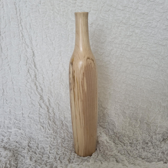 Vase en bois de hêtre