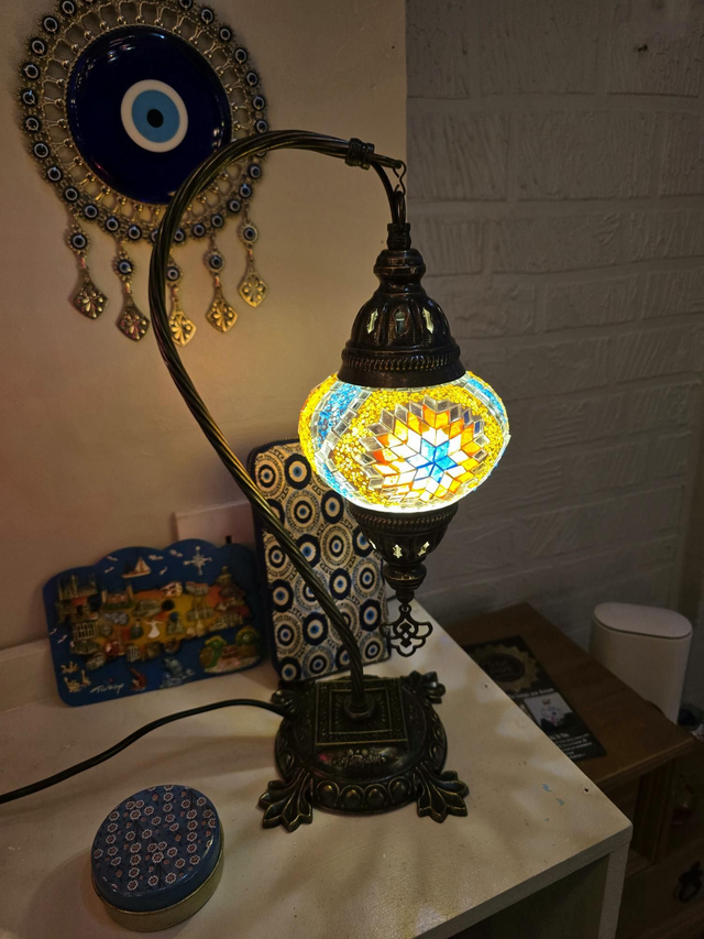 Medium Mosaic Swanneck Table Lamp 