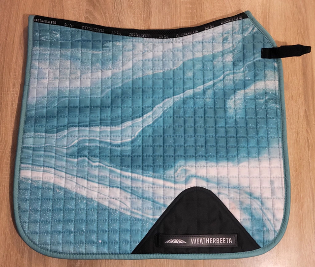 Tapis de dressage WEATHERBEETA – Bleu/vert océan – Occasion, état proche du neuf