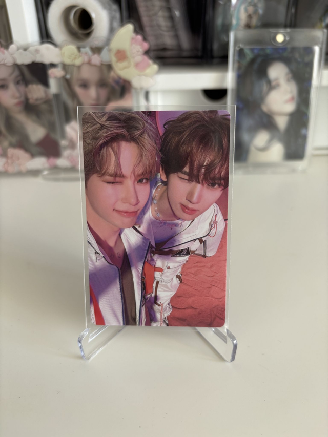 PC OFFICIEL DE HANYUJIN ET HANBIN DE ZB1