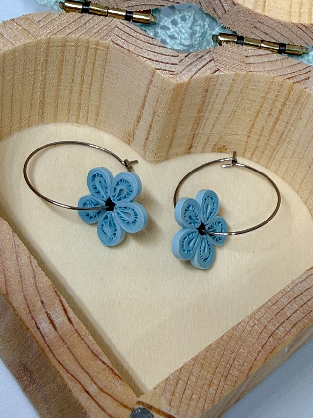 Boucles d'oreilles Créoles florales