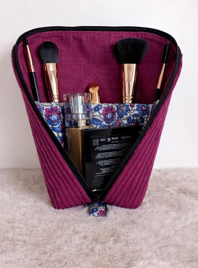 Trousse à maquillage nomade velours côtelé lilas 